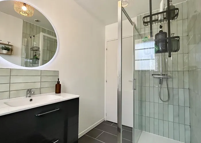 La Des Lilas Villa *